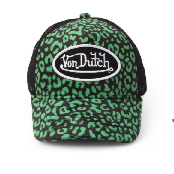 Von Dutch Lime Cheetah Bowling Bag & Trucker Hat Set NWT - Picture 2 of 4